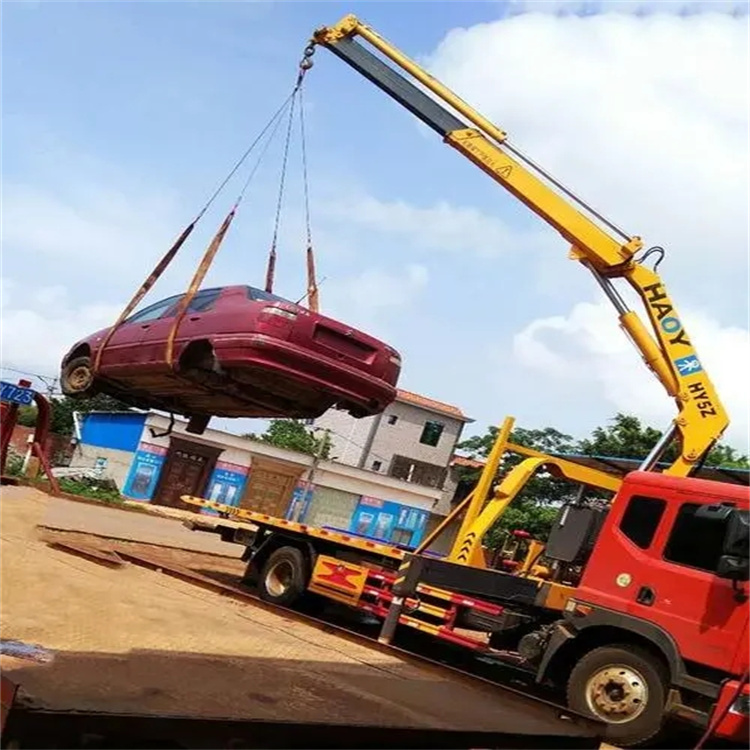 大悟吊车吊汽车的正确方法